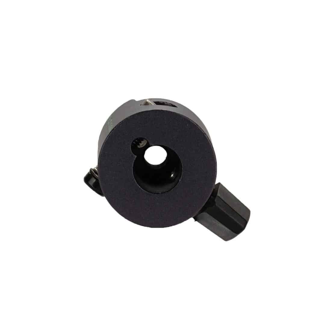 Snap-in socket 3